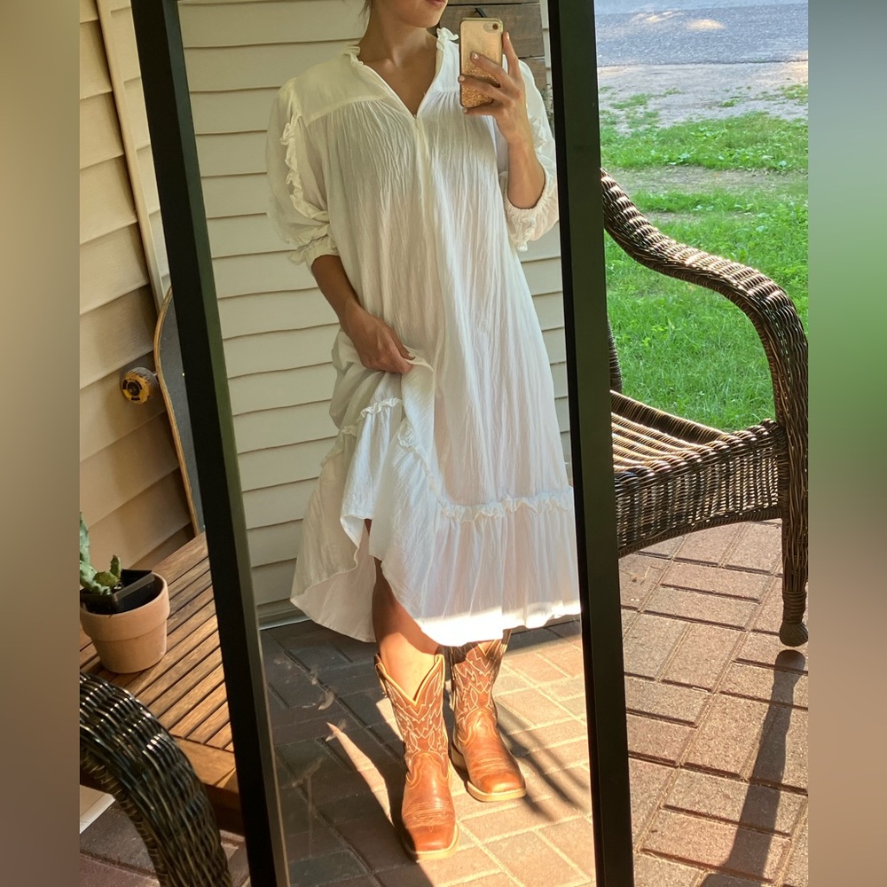 David Brown Boutique Vintage White Linen Ruffle Hem Gown Dress